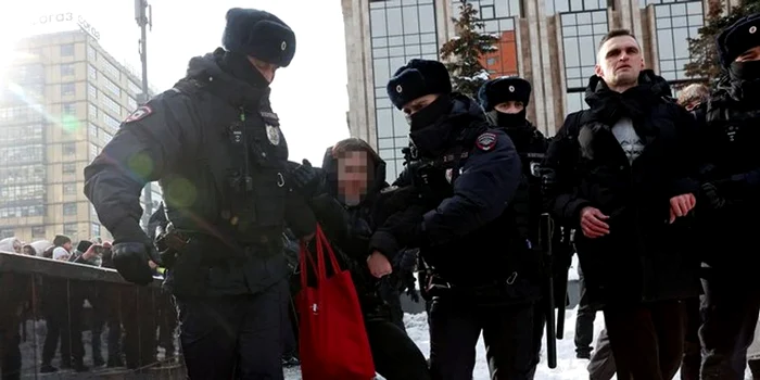 Opozanții lui Putin sunt supuși unor rele tratamente Foto: Nexta TV via X