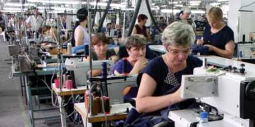 Printre cele mai multe locuri de muncă vacante sunt în confecţii
