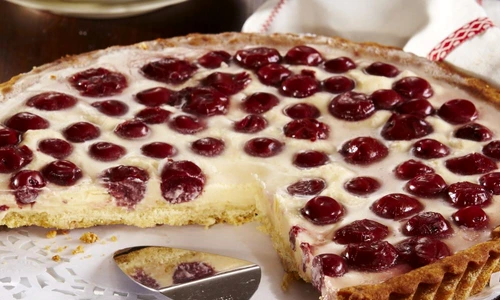 tarta cu vanilie si visine jpeg