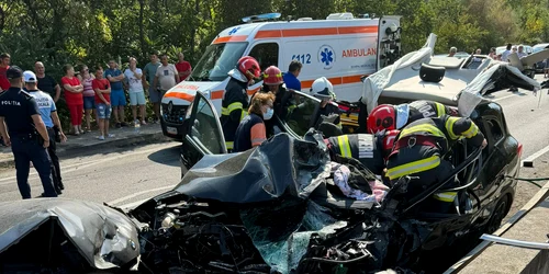 Accident grav pe DN6, Orșova. FOTO Adevărul