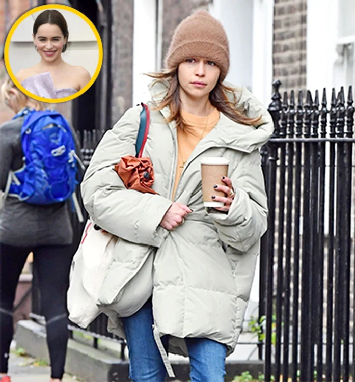Emilia Clarke s-a îmbrăcat gros, dar nu şi-a pus mască, în Londra