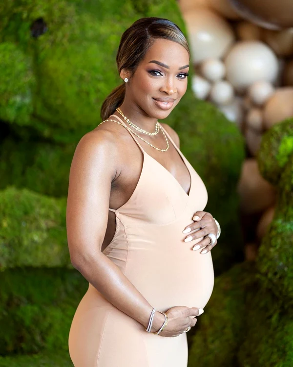 1 malika haqq e entertainment baby shower nastere pandemie coronavirus 1 jpg jpeg