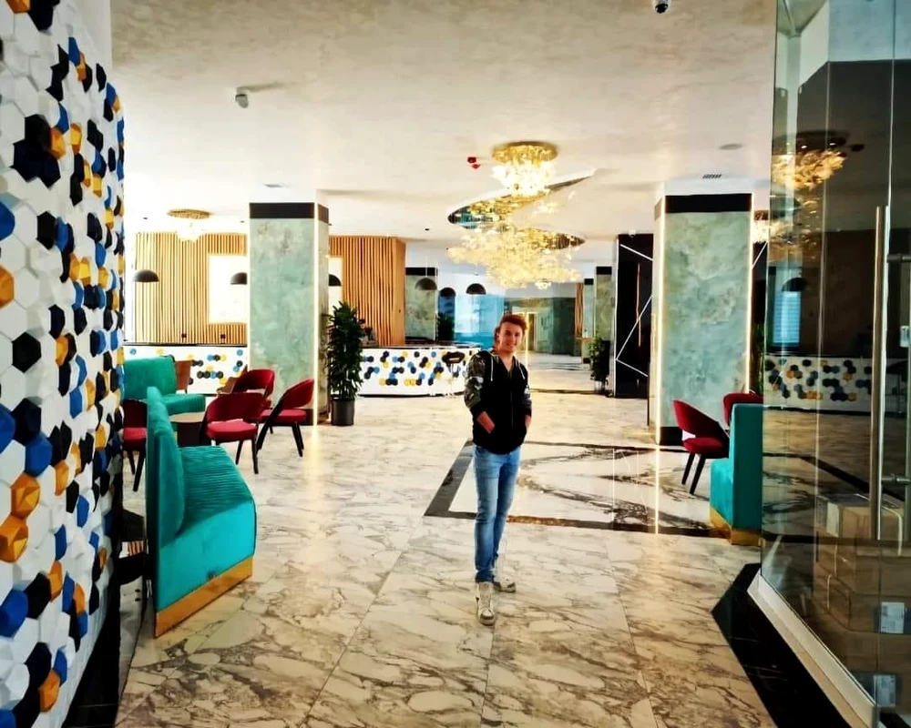 Mihai Trăistariu a vrut să-și ia patru apartamente la Nordis Mamaia foto: Facebook 