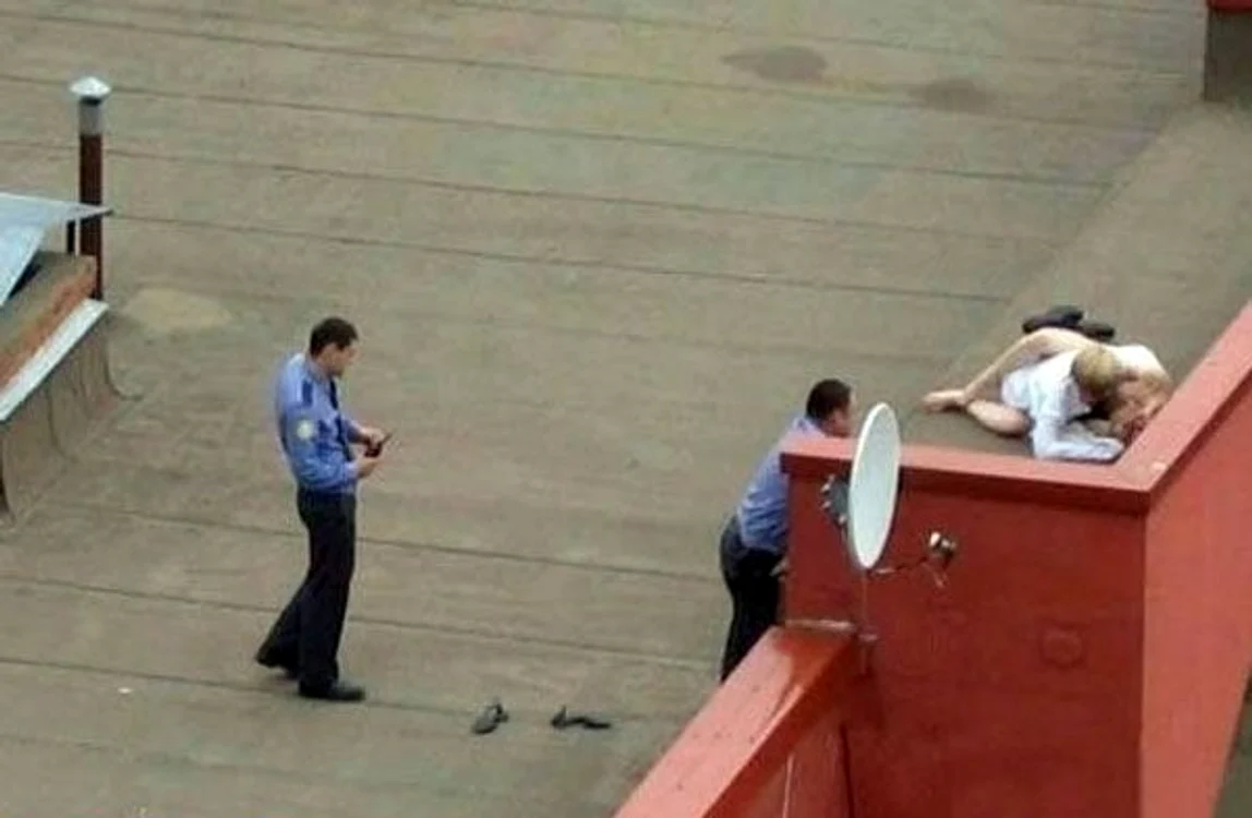 Sex in public 2