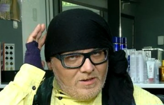 
    Marian Dârţă are nevoie de un medicament care îl poate ajuta să ţină cancerul sub controlfoto: captură video  