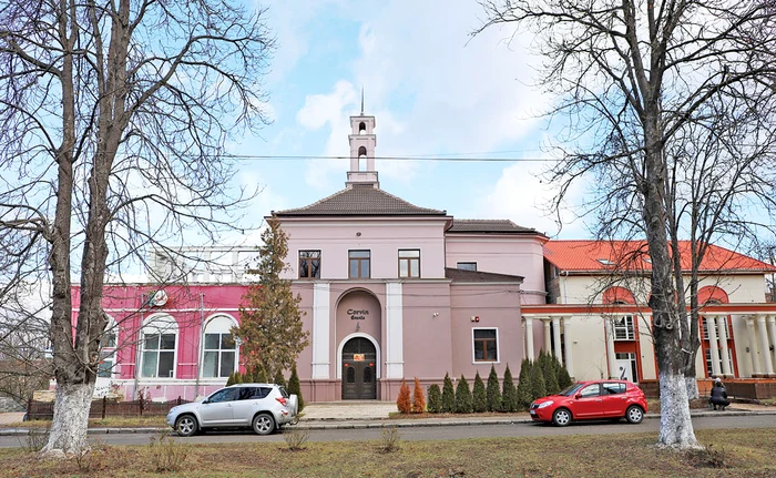 Restaurantul îi aminteşte lui Ando de anii tinereţii 