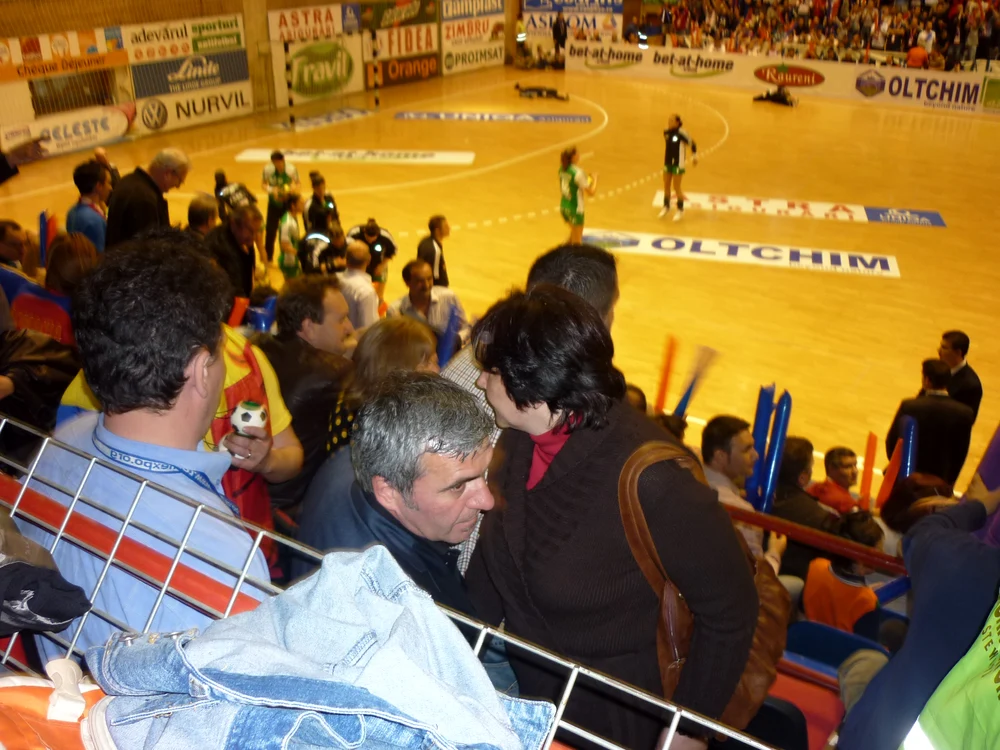 Gică Hagi este în sala Traian din Rm. Vâlcea