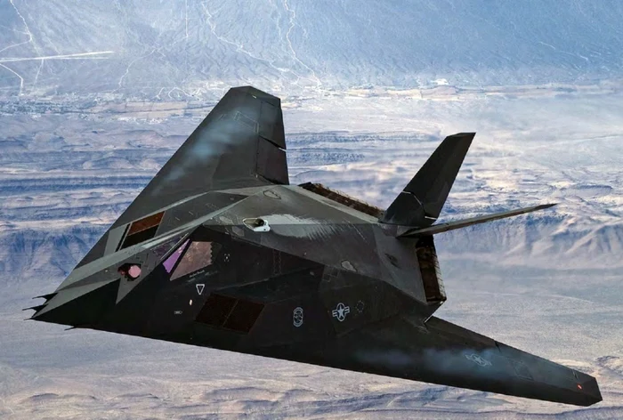  Lockheed F-117 Nighthawk 