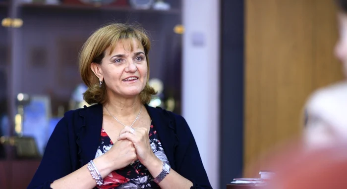 Elisabeta Lipă trebuie să facă rost de bani pentru federații. Foto Adevărul