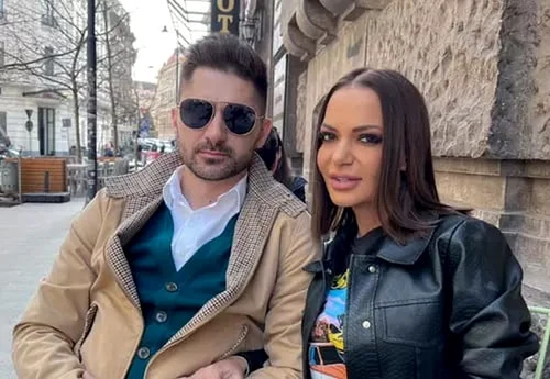 La începutul lui martie, Victor și Andreea pozau fericiți împreună (Foto: Arhiva personală)