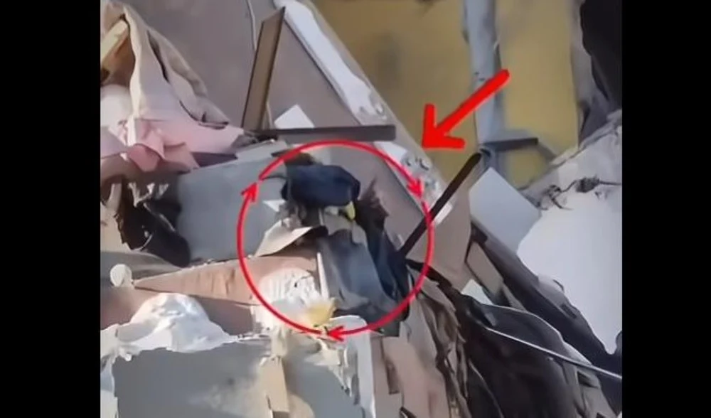 „Cine mă salvează?” O fetiță vorbea la telefon în momentul exploziei din Rahova: „Spunea că căzut uşa de la apartament”