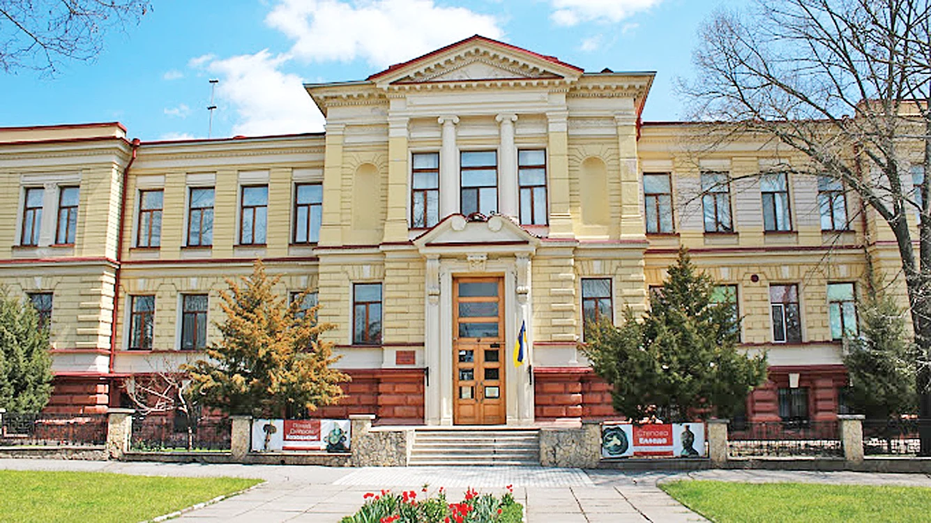 Muzeul regional din Herson,  înainte să fie jefuit de ruşi