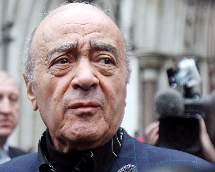 Încă două victime ale miliardarului Mohamed Al Fayed fac declarații cutremurătoare: „Și-a băgat mâna sub fusta mea și m-a pipăit”