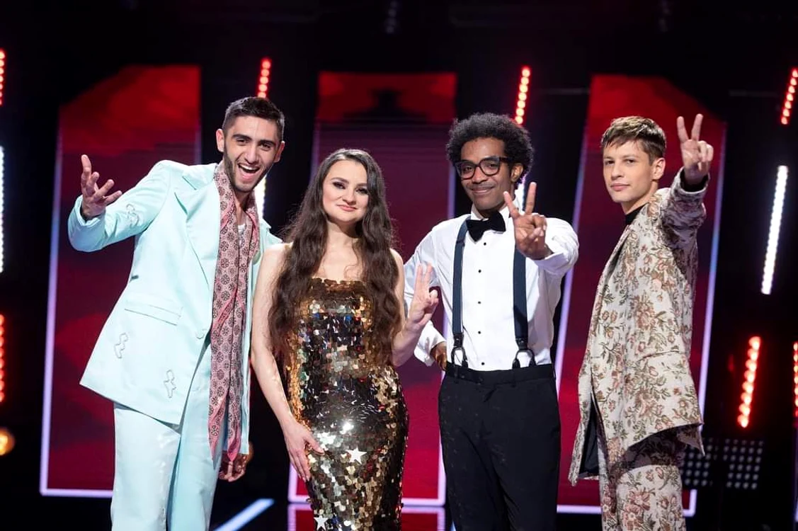 Iulian Nunucă, Andra Botez, Winael Baldus, Teodor Debu, pe scenă la Vocea României