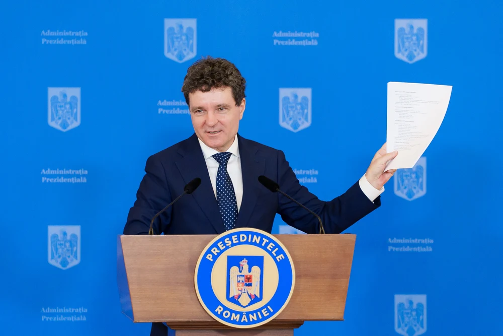 Legea prosumatorilor reexaminată, trimisă de Nicușor Dan la CCR