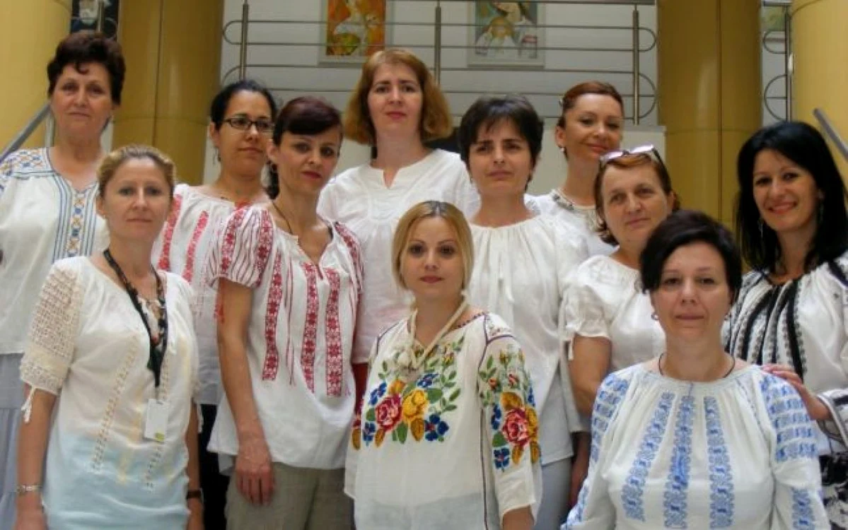 Ia este simbolul portului popular românesc. FOTOArhivă. 