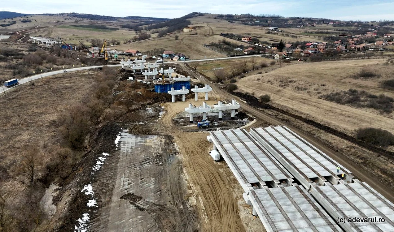 Viaductul Topa Mică a prins contur. Foto: Daniel Guță ADEVĂRUL