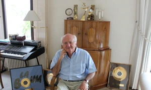 "Nu am crezut niciodată în artistul care compune pentru el"   Vladimir COSMA jpeg