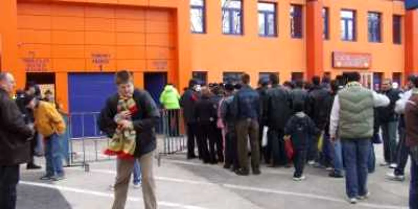 FOTBAL: Peste 11.000 de bilete vândute la meciul România - Insulele Feroe
