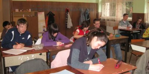 Elevii susțin astăzi proba de limba maternă