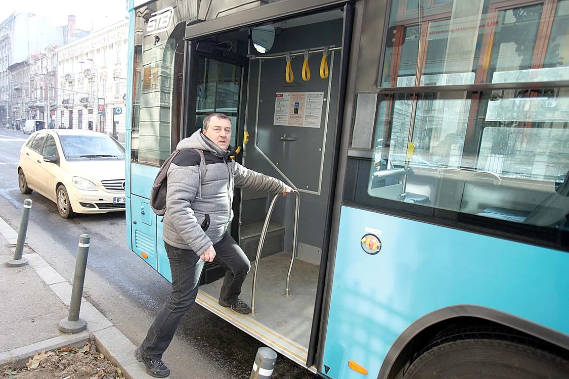 Jurnalistul Click! s-a urcat ieri în autobuzul 336