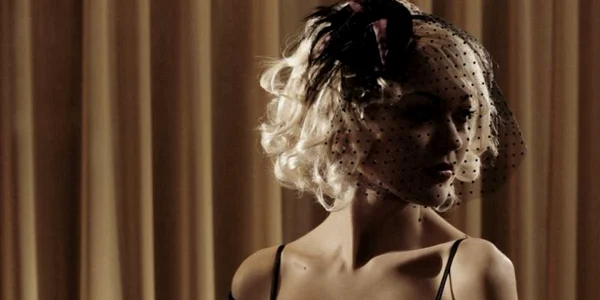 Gloria Gorceag si-a lansat primul videoclip