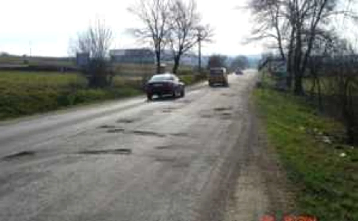 În total în reparaţie sunt 150 de kilometri de carosabil