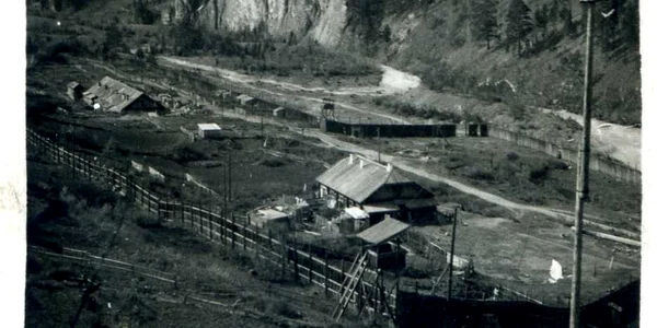 Basarabeni deportaţi în Siberia Sursa foto Patrimoniul Muzeului Naţional de Arheologie şi Istorie a Moldovei 