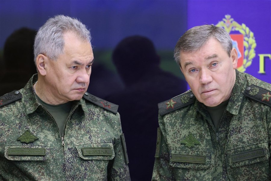 Cei mai importanți generali din Rusia, dispăruți de câteva zile. Un blogger militar scrie despre o epurare masivă la Moscova