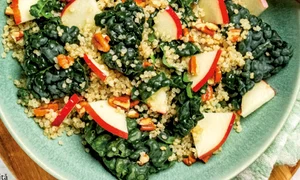 salata cu kale si maar jpg