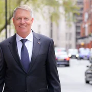 Carmen si Klaus Iohannis cu o zi inainte de incoronare Sursa Instagram