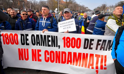 Mineri din Gorj protestează în fața Guvernului FOTO Mediafax 