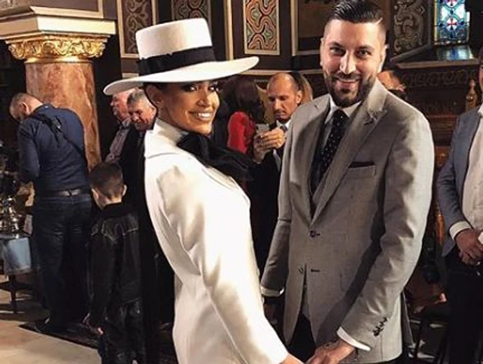 Adelina și iubitul ei, Virgil Șteblea, la ceremonia de creștinare a Zenaidei Foto Instagram