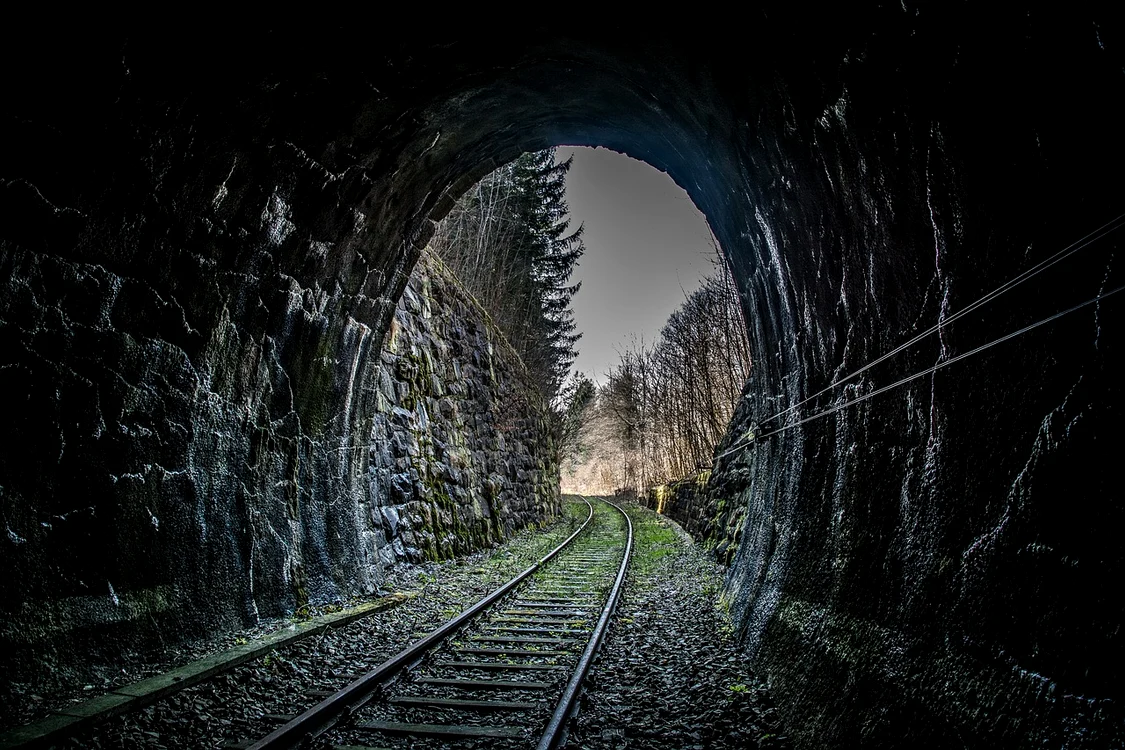 Tunel feroviar Foto: Pixabay.com (imagine ilustrativă) 