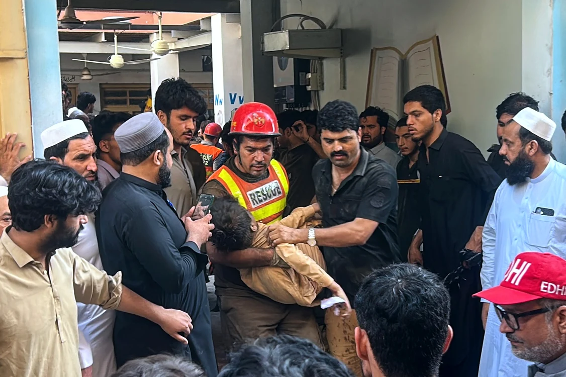 O școală s-a prăbușit în Pakistan