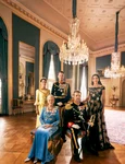 Familia Regala daneza, Regina Margrethe a II a alaturi de ambii fii, Printul Mostenitor Frederik si Printul Joachim   pagina oficiala jpg