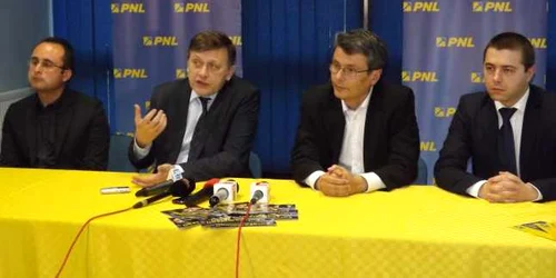 crin antonescu la turnu severin FOTO Corina Macavei