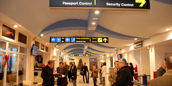 Inaugurarea terminalului modernizat al aeroportului orădean