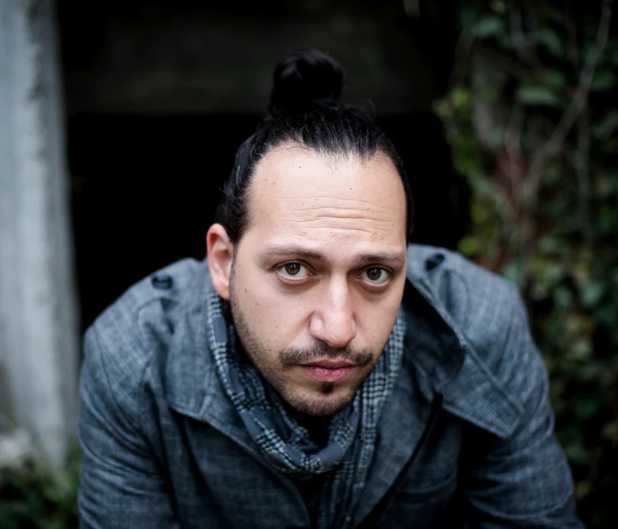 „Lumea asta e magică, pur şi simplu magică“ – interviu cu Matei FLORIAN jpeg