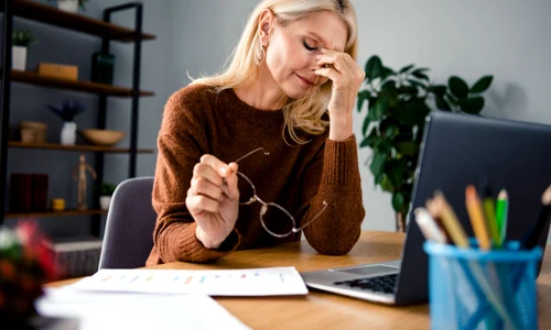Femeie obosită FOTO Shutterstock