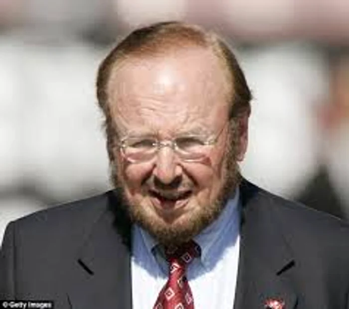 
    Malcolm Glazer  