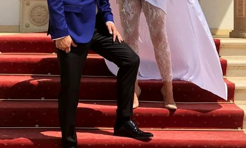 Mădălin Ionescu și Cristina Șișcanu și au reînnoit jurămintele de nuntă la biserica unde și au botezat și fetița jpeg