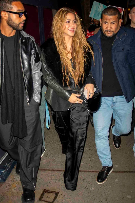 Lucien Laviscount și Shakira, Profimedia