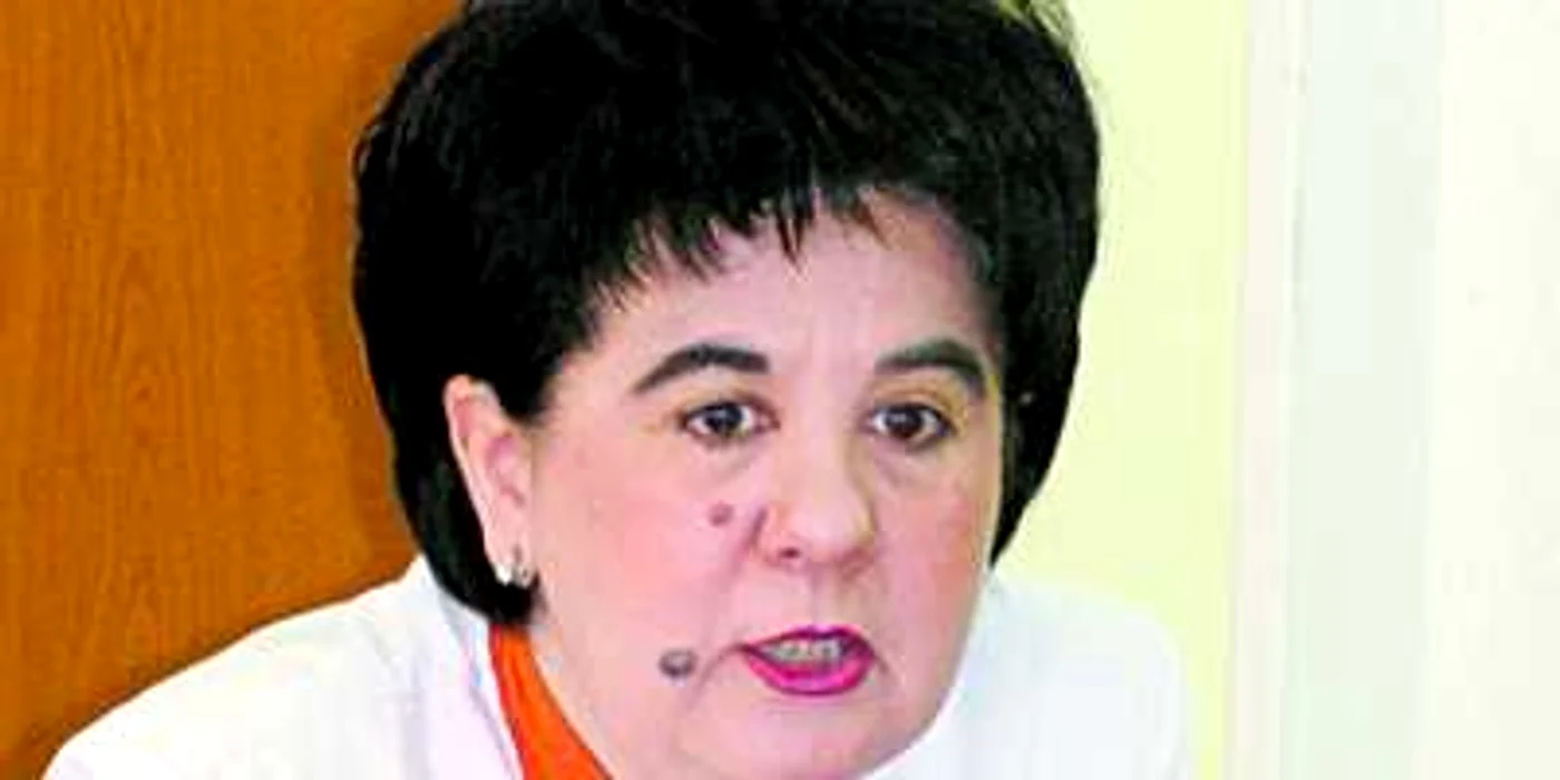 Mirandolina Prişcă, managerul Spitalului Judeţean din Arad, ignoră situaţia anormală a Georgetei Catrinţa