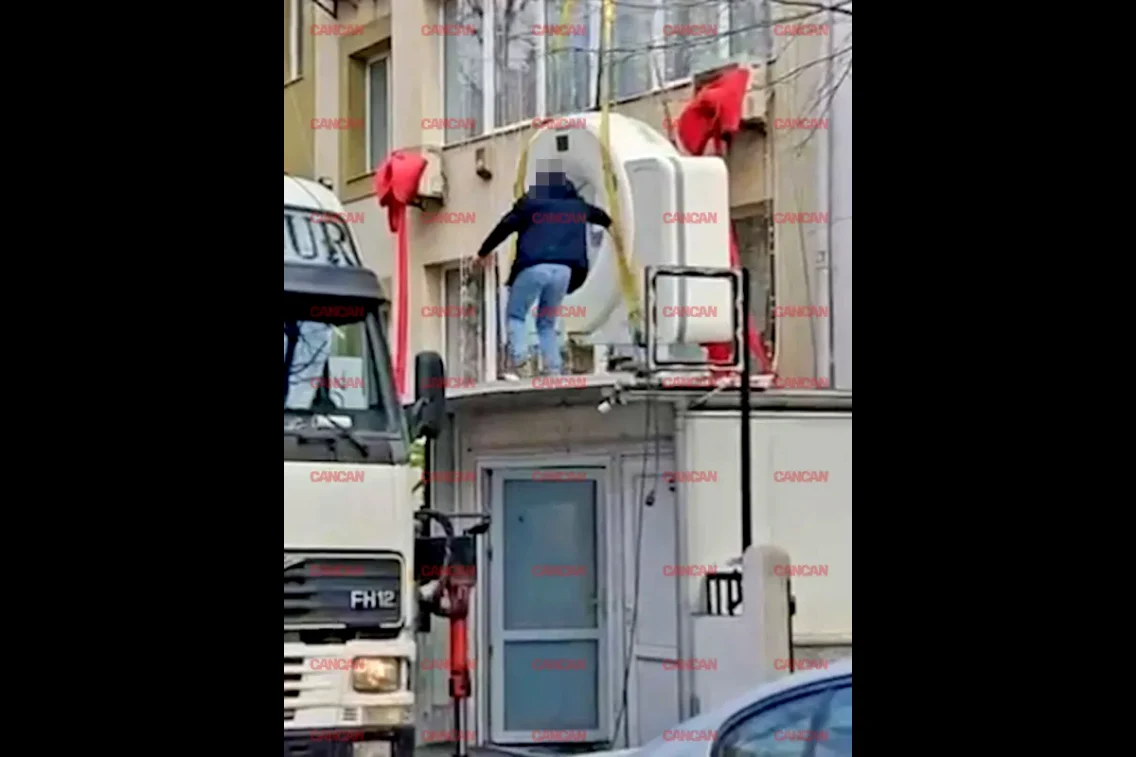 Aparatura din clinca Oanei Zăvoranu a fost ridicată de executori / foto: Cancan