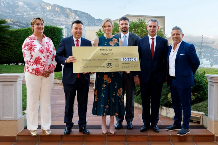 Charlene de Monaco foto Facebook jpg