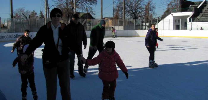 Ploieştenii sunt aşteptaţi din 23 noiembrie la patinoar. FOTO: arhivă Adevărul Ploieşti
