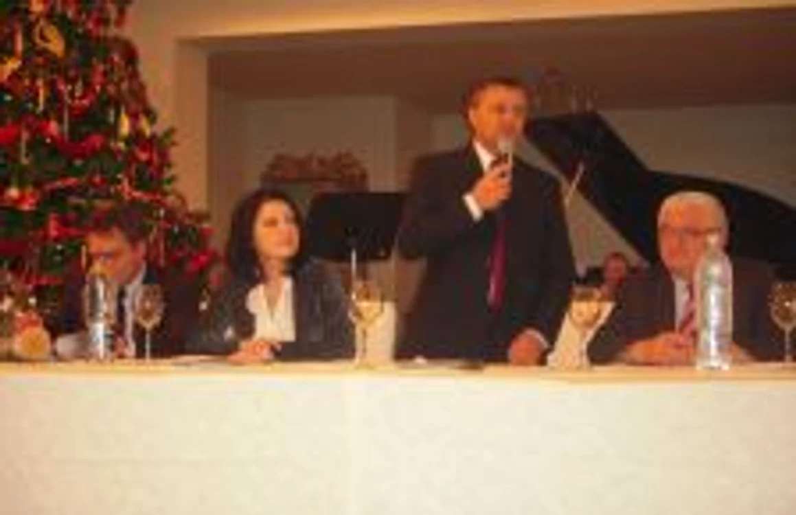Augustin Feneşan a susţinut că autorităţile ar trebui să ofere facilităţi investitorilor locali. 