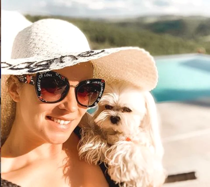 Diana Dumitrescu, o graviduță sexy în costum de baieFoto Instagram