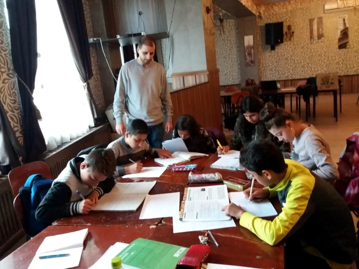 calarasi georgian ungur profesor de geografie FOTO arh.pers.G.U.